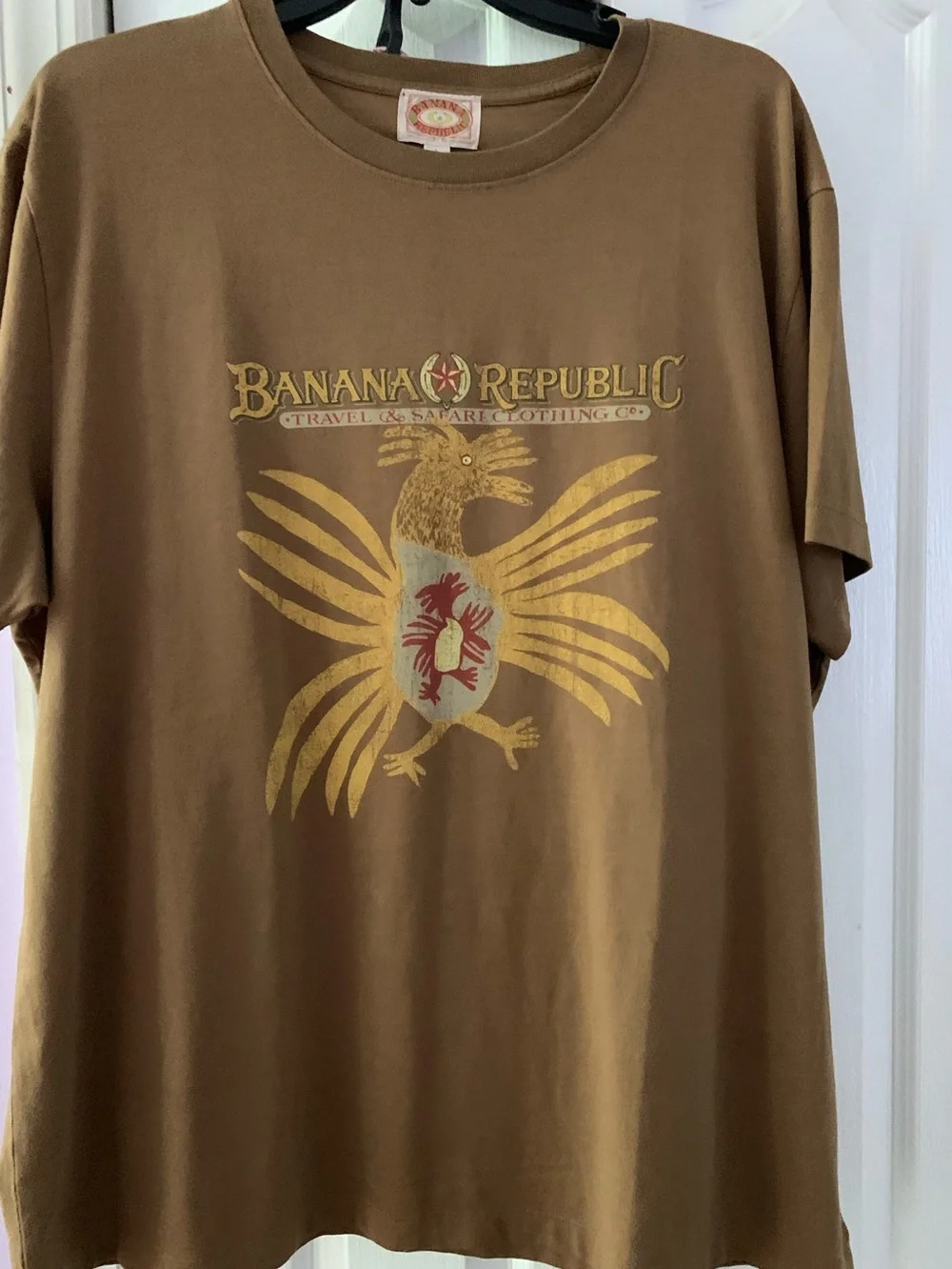 Banana Republic Brown Graphic Crest Short Sleeve Tee